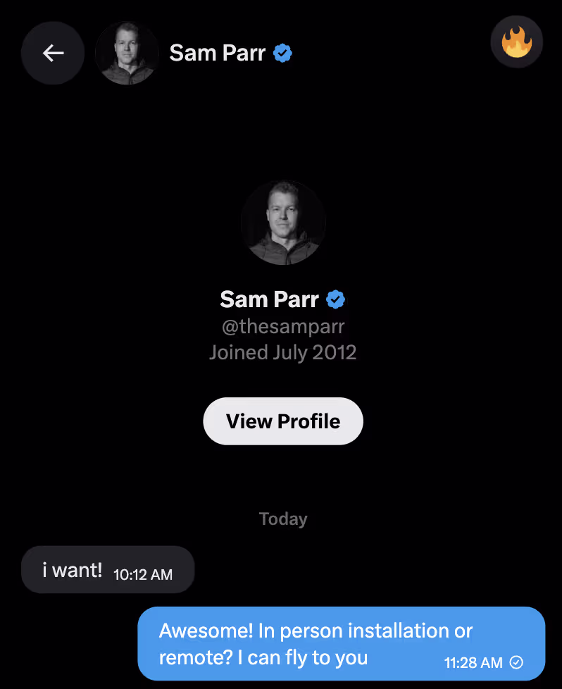 Sam Parr, founder of The Hustle, DMing 'i want!' about SetupClaw